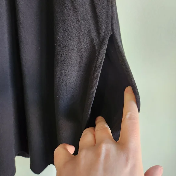 Torrid Black Sleeveless Blouse - Picture 4 of 6